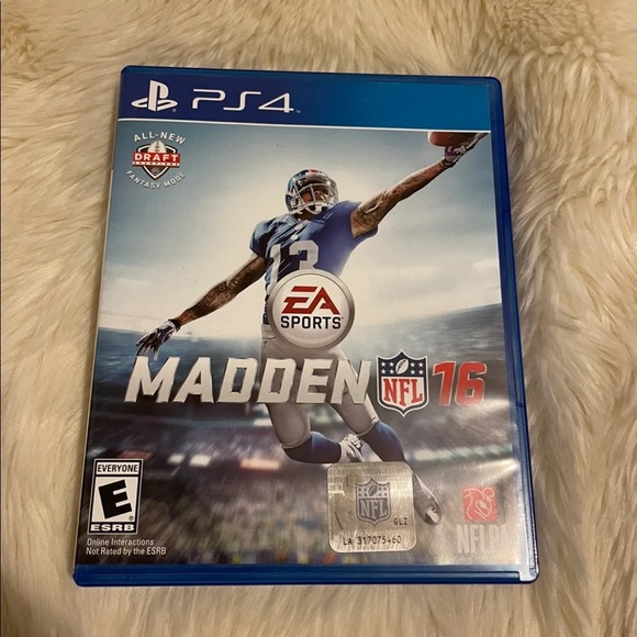 Madden NFL 2016 PS4 - Picture 2 of 5